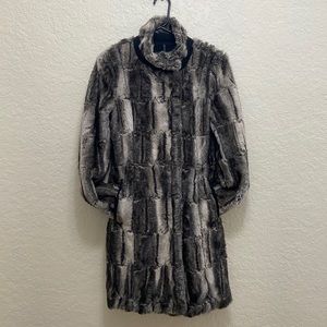 W118 by Walter Baker Faux Fur Coat size Small